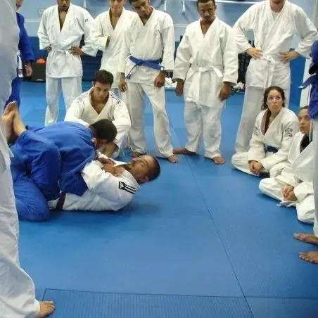 Brazilian Jiu-Jitsu class at Freestyle Fighting Academy in Miami
